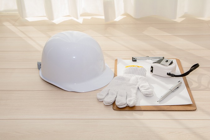 ヘルメット・軍手